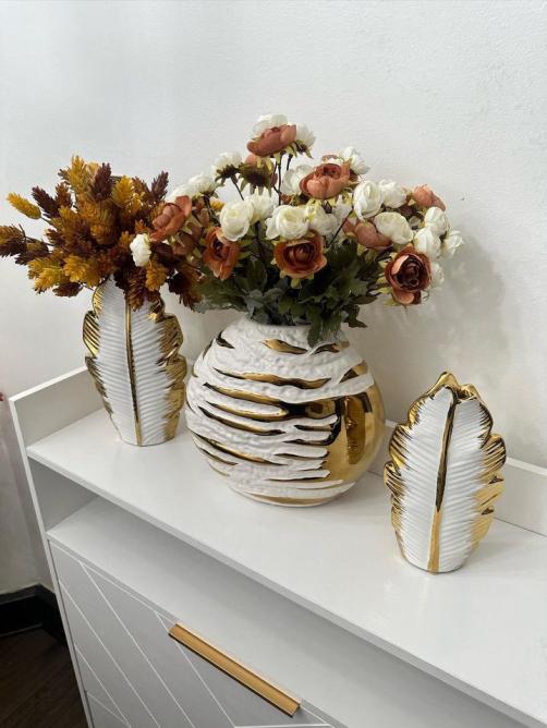 Dominika Golden Vase + Kendra leaf vases