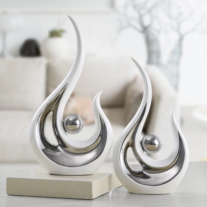 Evelina Modern Sculpture