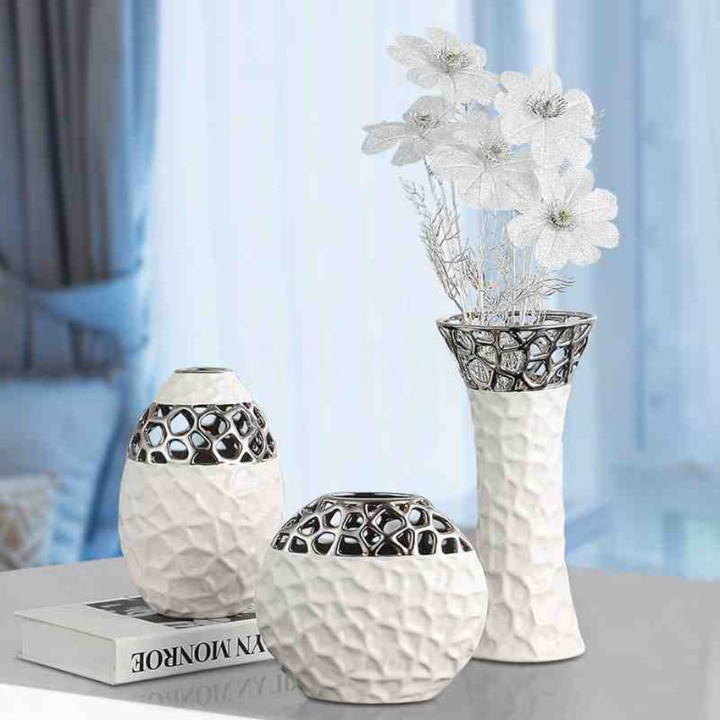 Marcela silver vase