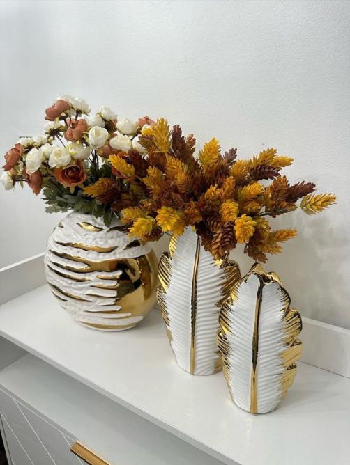 Dominika Golden Vase + Kendra leaf vases - Réunisstore