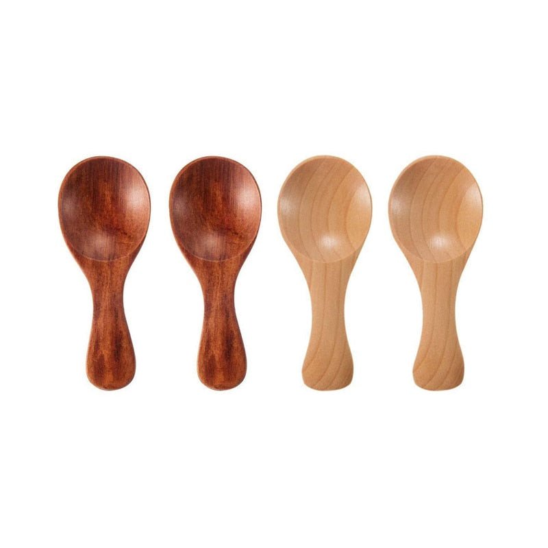 Hoggard Spice Spoon, precise and durable, perfect for sprinkling spices with ease in your kitchen or cooking space.